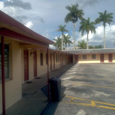 Palm City Motel Fort Myers Eksteriør bilde